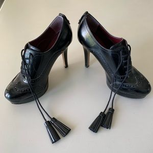 Tommy Hilfiger Men’s Wear Inspired Platform Heels